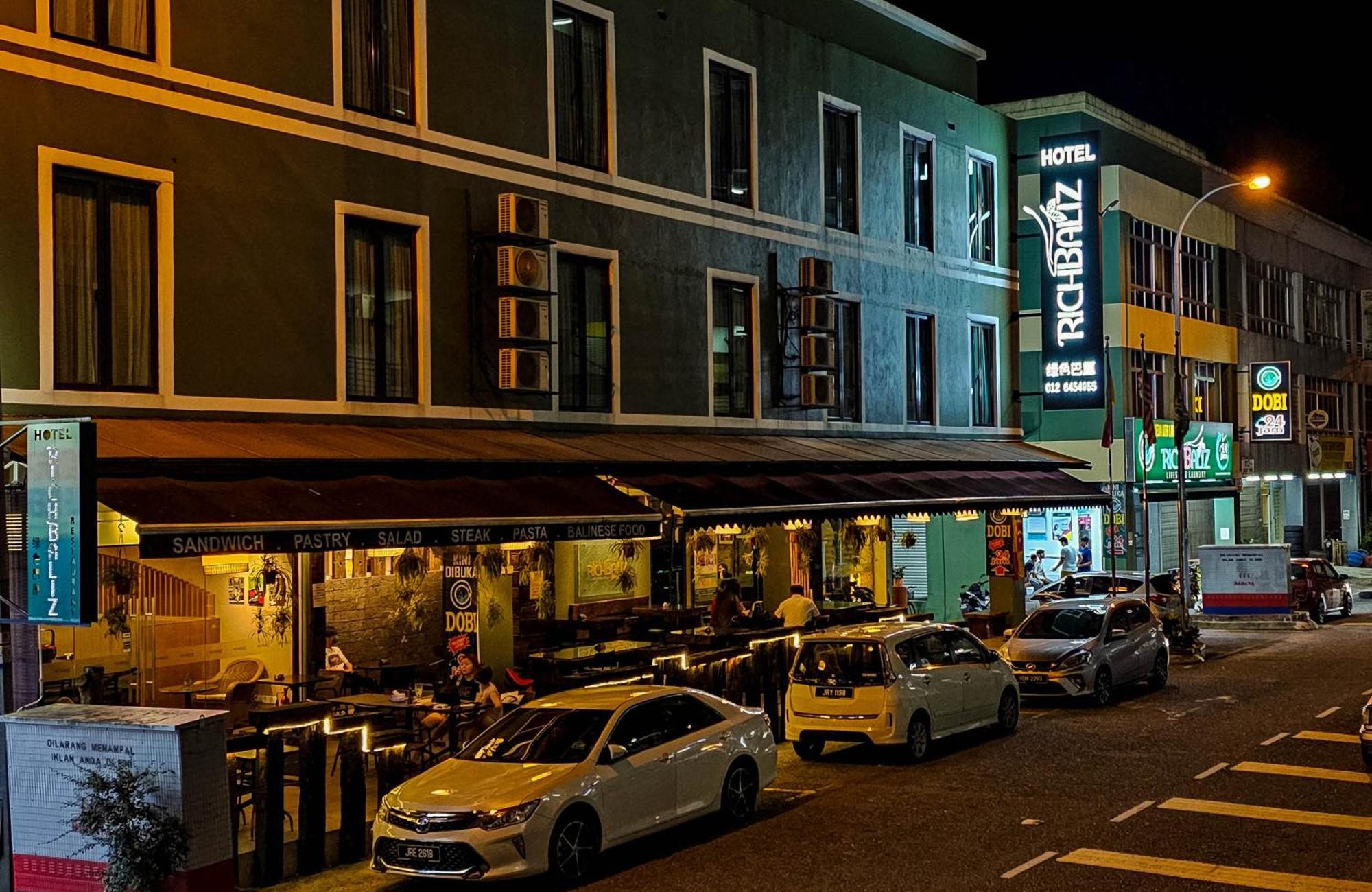 Batu Caves Hotel Richbaliz Selayang מראה חיצוני תמונה